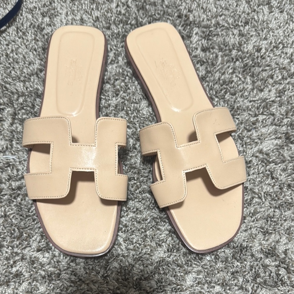 Cream slides